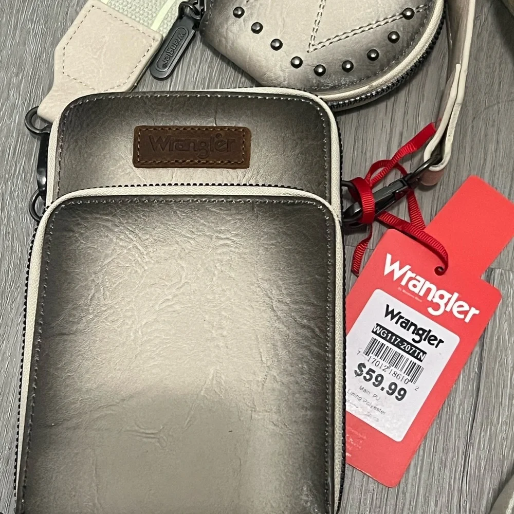 Wrangler Crossbody Bag Set with Coin Purse - Picture 2 of 11